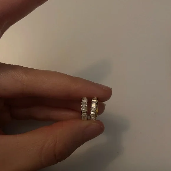 10K Solid Gold Baguette Cz Huggie Hoop Earrings - Picture 7 of 7